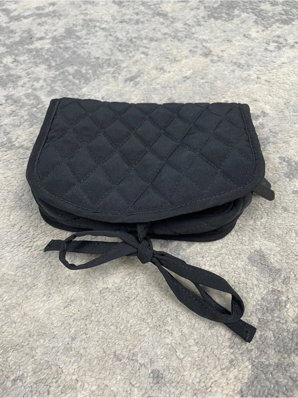 Vera Bradley Black Quilted Travel Toiletry Cosmetic Bag